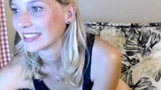 Stunning webcam woman