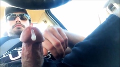 str8 muscle with big blue eyes precum in car 3